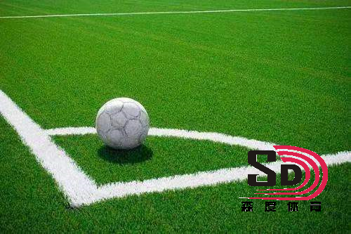 人造草坪翘边和开缝的原因分析